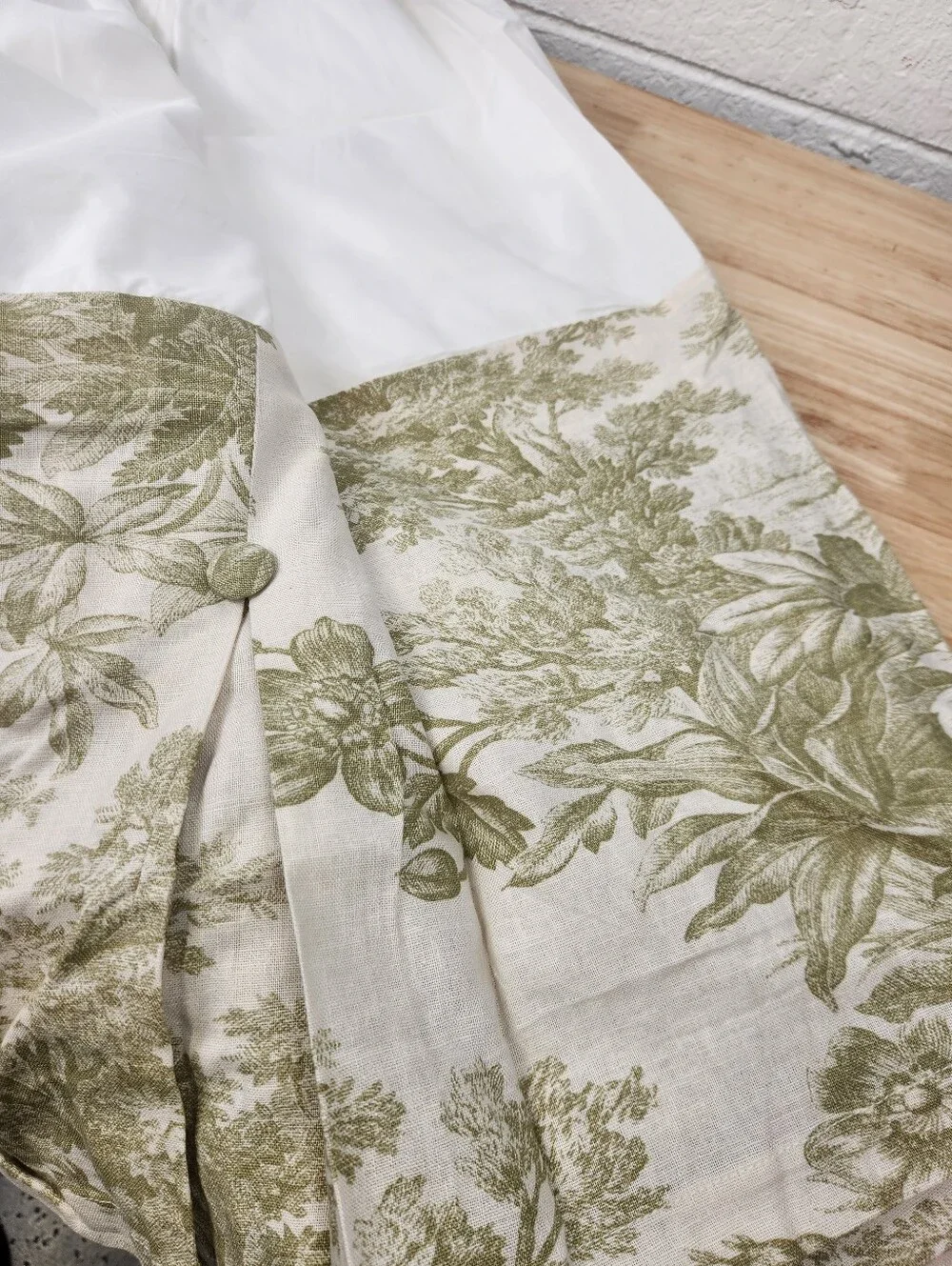 Pottery Barn Toile Queen Bed Skirt Linen Blend Farmhouse French Country Cottage